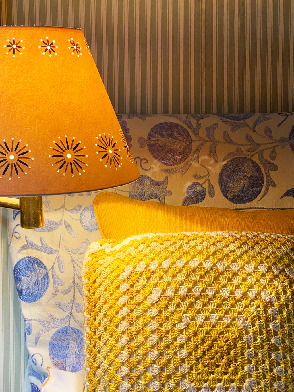 Fireworks Lampshade - Blue & Yellow